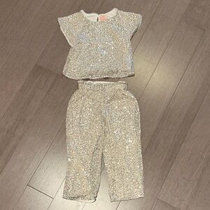 Cat & Jack Sparkling Sequin Two-Piece Set XS (4/5)